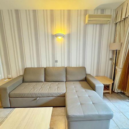 797 Holiday Rentals- Precioso Piso Con Vistas Al Jardin En Benalbeach 베날마데나코스타 외부 사진