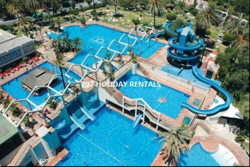 797 Holiday Rentals- Precioso Piso Con Vistas Al Jardin En Benalbeach 베날마데나코스타 외부 사진