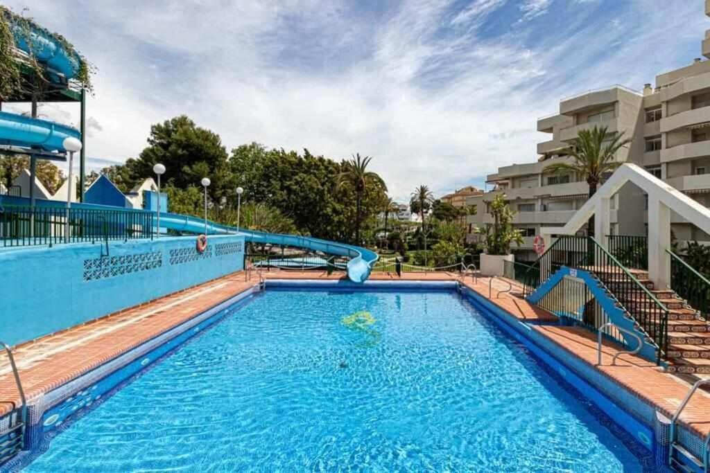 797 Holiday Rentals- Precioso Piso Con Vistas Al Jardin En Benalbeach 베날마데나코스타 외부 사진