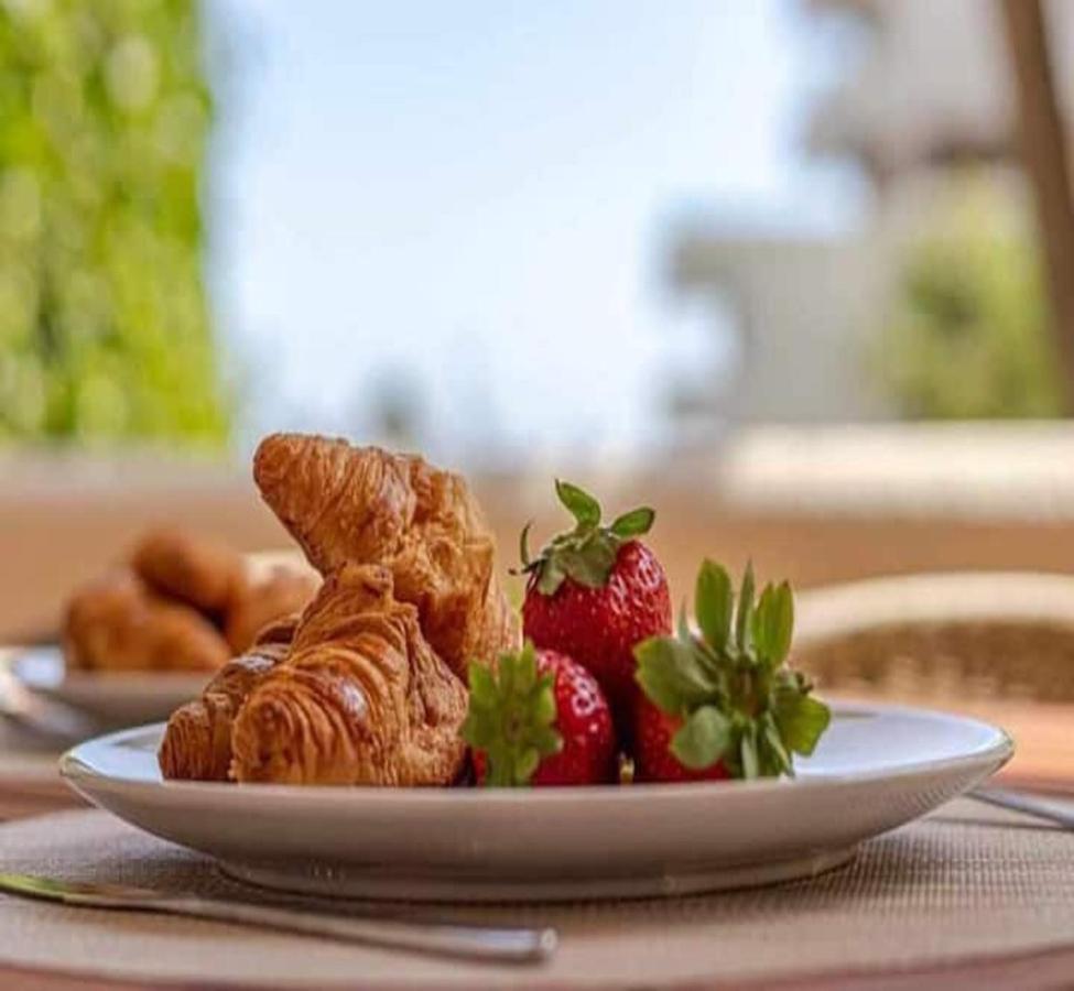 797 Holiday Rentals- Precioso Piso Con Vistas Al Jardin En Benalbeach 베날마데나코스타 외부 사진