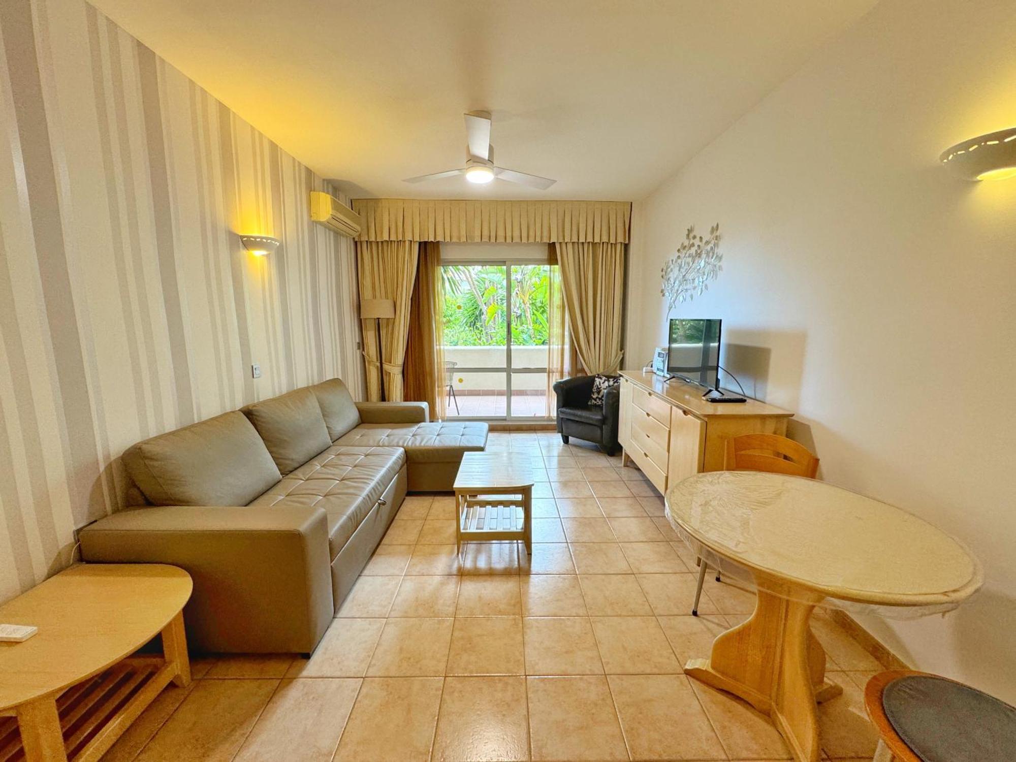 797 Holiday Rentals- Precioso Piso Con Vistas Al Jardin En Benalbeach 베날마데나코스타 외부 사진